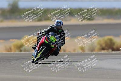 media/Oct-08-2022-SoCal Trackdays (Sat) [[1fc3beec89]]/Turn 14 (1050am)/